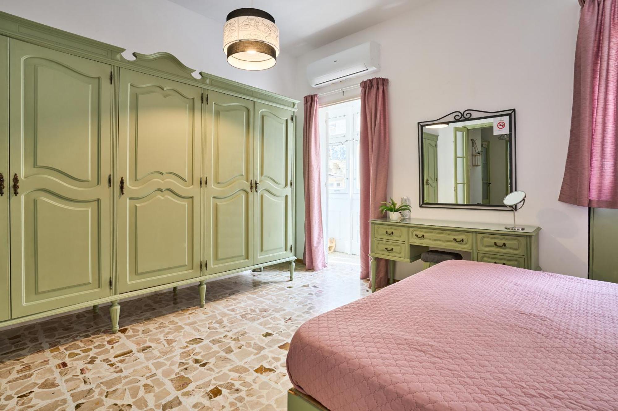 Ta' Nena Apartment In Floriana, 10 Minutes Away From Valletta Экстерьер фото