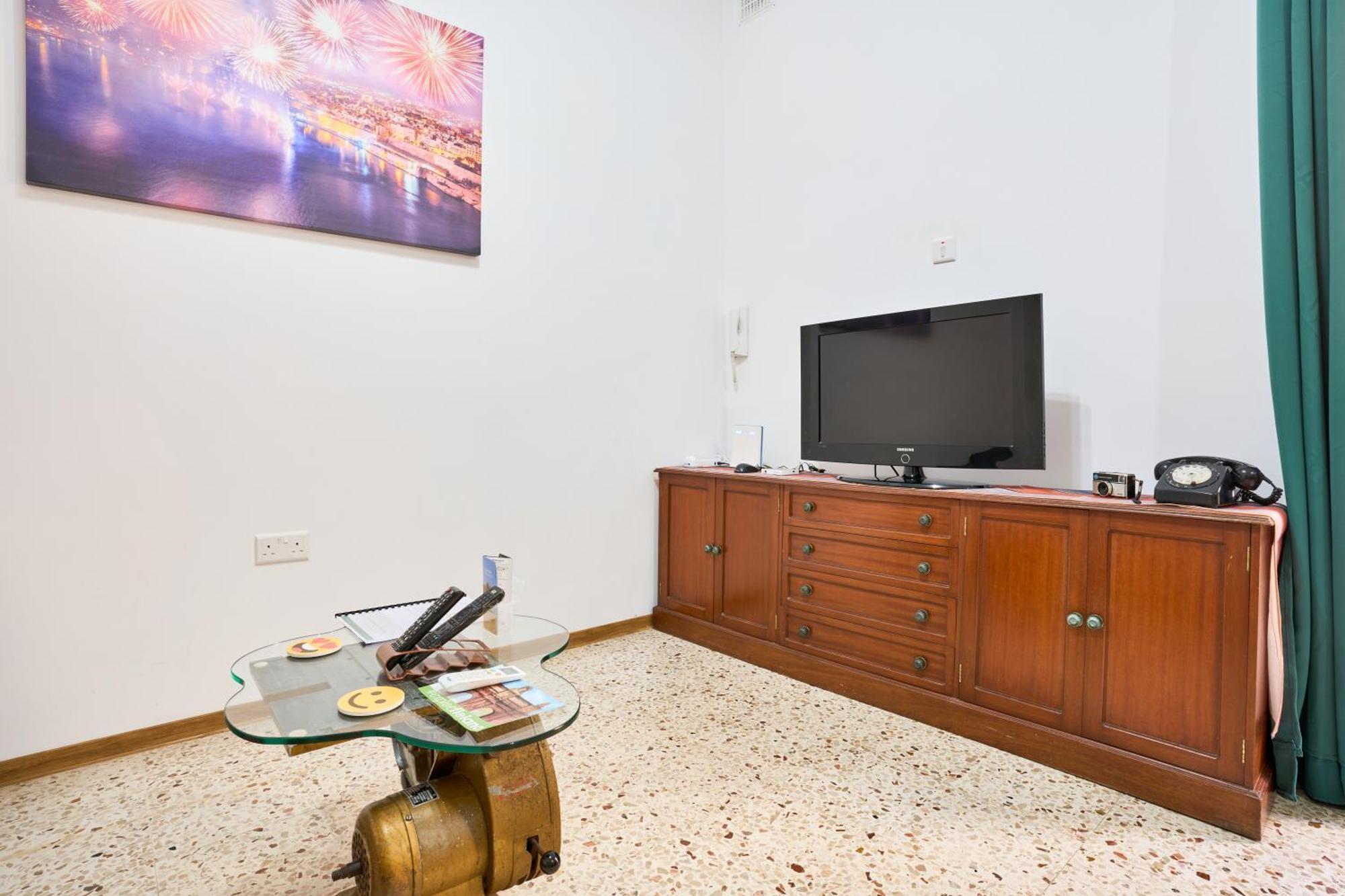 Ta' Nena Apartment In Floriana, 10 Minutes Away From Valletta Экстерьер фото